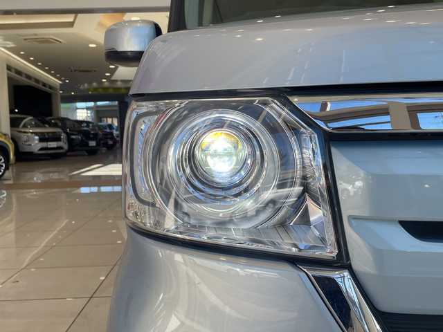 ホンダ Ｎ ＢＯＸ G L ホンダセンシング 埼玉県 2018(平30)年 1.7万km モーニングミストブルーM ホンダセンシング/純正8インチナビ/　　CD/DVD/BT/USB/フルセグ/バックカメラ/両側電動スライドドア/レーダークルーズコントロール/レーンキープアシスト/パーキングセンサー/LEDヘッドライト/ETC/スマートキー×2/禁煙車