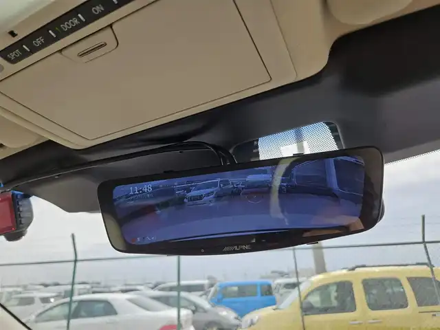 レクサス ＬＳ 600hL エグゼクティブP 宮崎県 2014(平26)年 8.8万km ホワイトパールクリスタルシャイン 4WD/ムーンルーフ/純正ナビTV/マークレビンソンリファレンスサラウンド/バックカメラ/ビルトインETC/ドライブレコーダー/前後プリクラッシュセーフティシステム/レーダークルーズコントロール/レーンキーピングアシスト/ブラインドスポットモニター/アダプティブハイビームシステム/LEDヘッドランプ/デュアルオートエアコン/本木製/革巻きコンビステアリング/セミアニリン革シート/パワーシート/コンフォータブルエアシート/純正20インチアルミホイール/スマートエントリー/スタートシステム/禁煙車