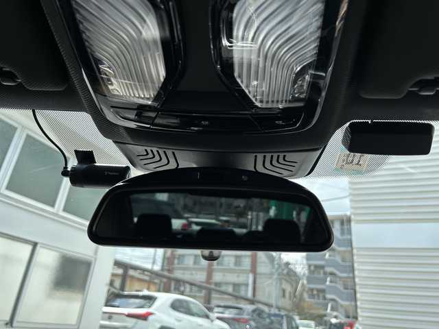 ＢＭＷ ５３０ｉ Mスポーツ 東京都 2017(平29)年 8.3万km アルピンホワイトⅢ 純正ナビ/360°C/フルセグTV/インテリジェントセーフティ/ACC　LDW　LCW　CTW/アダプティブLED/メモリー付パワーシート/全席シートヒーター/パワーバックドア/パドルシフト/社外レーダー探知機/記録簿/ETC/純正19インチAW/ドラレコ/禁煙車