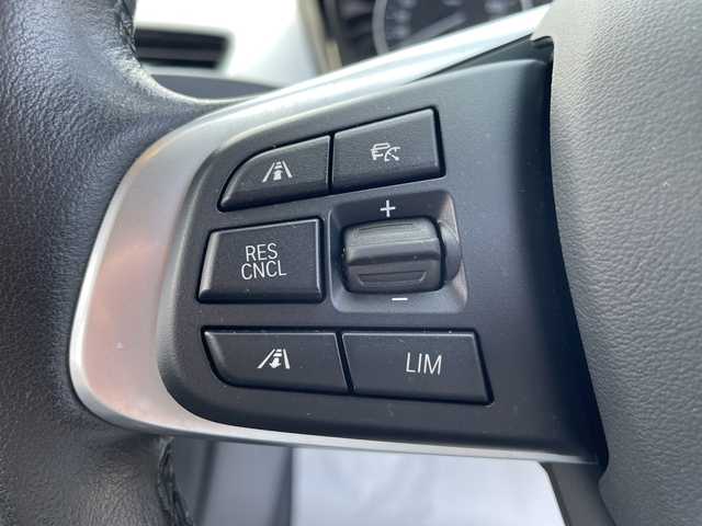 ＢＭＷ Ｘ１ xDrive 18d 岩手県 2017(平29)年 2.8万km ミネラルホワイト 純正/SDナビ/AM/FM/CD/Bluetooth/バックカメラ/ドライブレコーダー/レーダークルーズコントロール/衝突被害軽減ブレーキ/レーンキープアシスト/横滑り防止装置/アイドリングストップ/オートライト/LEDヘッドライト/フォグランプ/スマートキー/プッシュスタート/電動リアゲート/電動格納ミラー/純正17インチアルミホイール/純正フロアマット/取扱説明書