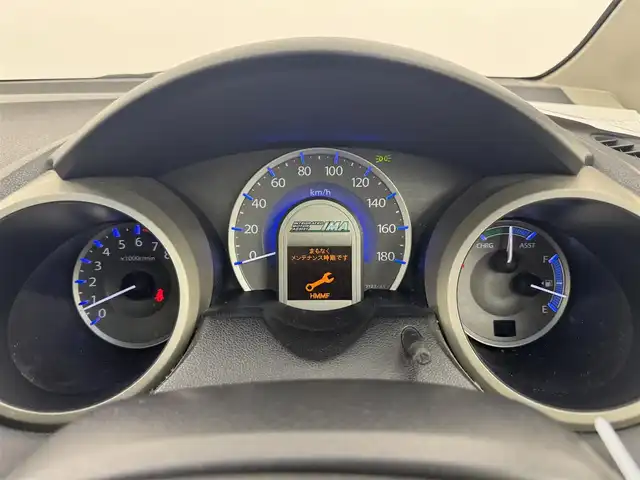 ホンダ フィット ハイブリット ナビ プレミアムセレクション 愛知県 2010(平22)年 11.7万km プレミアムホワイトパール 純正ナビ（ワンセグ、CD、DVD）/シートヒーター（D+N)/ETC/Bカメラ/純正アルミホイール/純正フロアマット/LEDヘッドライト/アイドリングストップ/オートライト/スマートキー/AAC