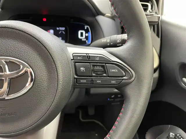 トヨタ アクア Z 滋賀県 2021(令3)年 6.5万km エモーショナルレッドⅡ 禁煙車/4WD/純正10.5インチナビ/Bluetooth.フルセグ.USB/全方位カメラ/衝突軽減ブレーキ/追従クルーズコントロール/レーンキープアシスト/ブラインドスポットモニター/モデリスタエアロ/オートライト/オートハイビーム/LEDヘッドライト/ビルトインETC2.0/RAYS16インチアルミホイール/前後ドライブレコーダー/スペアキー