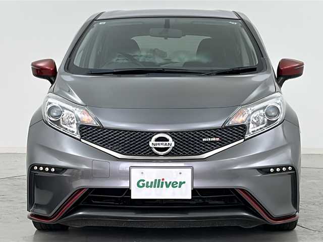 日産 ノート ニスモ 宮城県 2015(平27)年 8.9万km ダークメタルグレー 純正7インチナビ/・CD・DVD・Bluetooth・SD・AUX/フルセグTV/バックカメラ/革巻きステアリング/プッシュスタート/スマートキー/アイドリングストップ/HIDヘッドライト/フォグライト/純正フロアマット/純正１６インチAW/ドアバイザー/横滑り防止装置