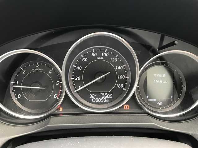 マツダ アテンザ セダン XD 富山県 2013(平25)年 13.8万km スノーフレイクホワイトパールマイカ 6速MT/純正ナビ/フルセグTV/Bluetooth/バックカメラ/レーンキープアシスト/RVM/レーダークルーズコントロール/プッシュスタート/スマートキー/革巻きステアリング/ステアリングスイッチ/ETC
