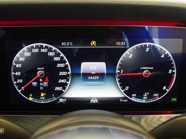メルセデス・ベンツ Ｍ・ベンツ Ｅ２２０ｄ SWアバンギャルド AMGライン 岐阜県 2019(令1)年 6.4万km 黒 レーダーセーフティパッケージ/アクティブディスタンスアシスト・ディストロニック/アクティブステアリングアシスト/アクティブブレーキアシスト（歩行者/飛び出し検知機能付き）/アクティブブラインドスポットアシスト/アクティブレーンキーピングアシスト/アテンションアシスト/道路標識アシスト/Burmesterサラウンドサウンドシステム/ルーフレール/シートヒーター前後列/メモリー付きパワーシート前列/車外カメラ（前・横・後）/360度カメラシステム/純正ナビ/フルセグTV/Bluetooth/USB/SD/AM/FM/パヒュームアトマイザー/本革巻きステアリング/ドライブレコーダー
