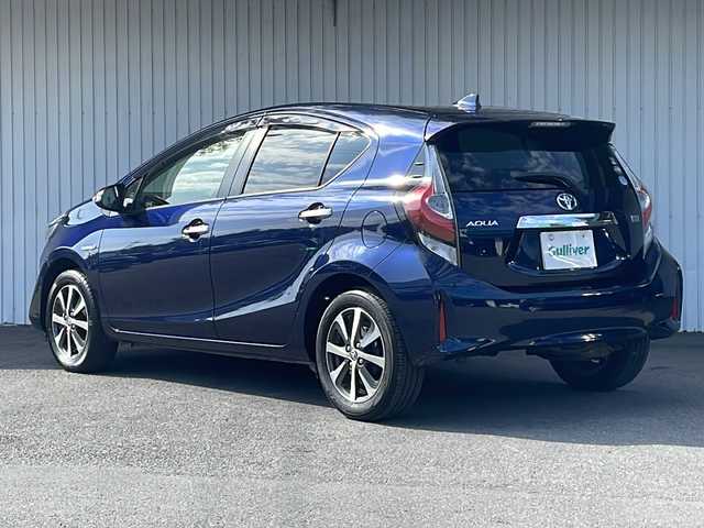 トヨタ アクア S スタイルブラック 長野県 2018(平30)年 6.9万km ダークブルーマイカ プリクラッシュセーフティスタート/純正メモリナビTV/バックカメラ/ビルトインETC2.0/純正ドライブレコーダー/純正１５インチアルミ/前後コーナーセンサー /プッシュスタートエンジン/保証書・取説/スペアキー