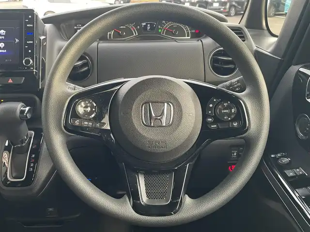 ホンダ Ｎ ＢＯＸ カスタム L 鹿児島県 2021(令3)年 1.4万km ミッドナイトブルービームM ホンダセンシング/純正8インチナビ/　　CD/DVD/MSV/フルセグTV/バックカメラ/アダプティブクルーズコントロール/片側パワースライドドア/シートヒーター/シートバックテーブル/LEDオートライト/純正14アルミホイール/プラズマクラスター付きオートエアコン/スマートキー/ETC