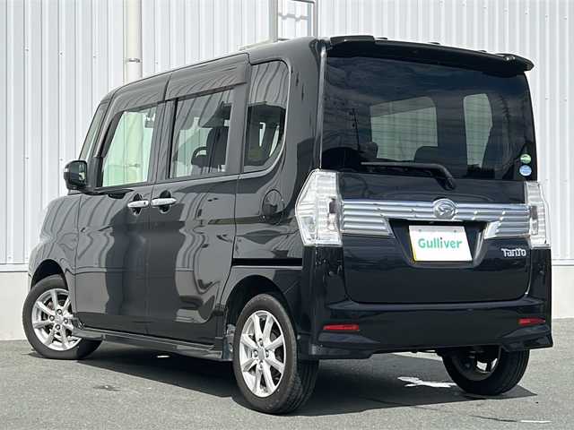 ダイハツ タント カスタム X SA Ⅲ 三重県 2017(平29)年 5.1万km ブラックマイカメタリック 社外ナビ　/バックカメラ　/片側パワースライドドア /運転席シートヒーター/前方ドライブレコーダー /レーンキープアシスト /衝突軽減ブレーキ /LEDヘッドライト /オートハイビーム /オートライト/ステアリングスイッチ/リアサンシェード/純正フロアマット /禁煙車