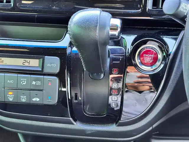 ホンダ Ｎ ＷＧＮ カスタム G SSパッケージⅡ 宮城県 2018(平30)年 5万km プラチナホワイトパール あんしんパッケージ/・シティブレーキアクティブシステム/・前席用i-サイドエアバッグシステム/＋サイドカーテンエアバッグシステム/純正ナビ（VXM-184VFi）/・CD/DVD/・Bluetooth/・フルセグTV/バックカメラ/ビルトインETC/ハーフレザーシート/シートヒーター/革巻きステアリング/ステアリングスイッチ/クルーズコントロール/HIDヘッドランプ/フォグランプ/オートライト/スマートキー＆プッシュスタート/電動格納ミラー/純正14インチAW/純正フロアマット/ドアバイザー