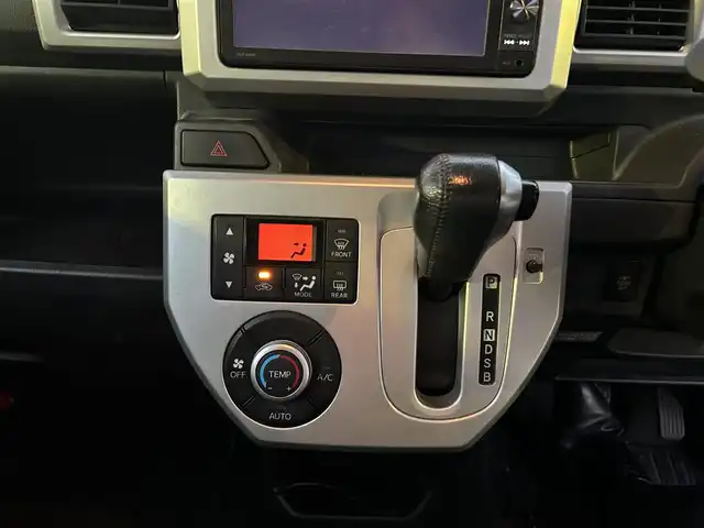 ダイハツ ウェイク G SA 埼玉県 2015(平27)年 10.4万km プラムブラウンクリスタルマイカ ターボ/スマートアシスト/純正ナビTV/バックカメラ/ETC/両側パワースライドドア/LEDヘッドライト/プッシュスタート/横滑り防止装置/オートライト