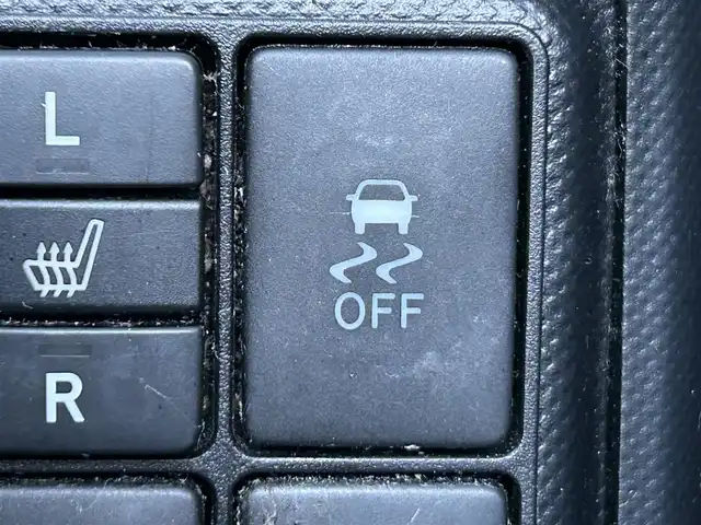 トヨタ アクア G 岡山県 2015(平27)年 8.7万km ブラックマイカ 登録時走行距離86617km/純正ナビ/フルセグTV(AM/FM/CD/DVD/Bluetooth)/バックカメラ/ビルトインETC/クルーズコントロール/横滑り防止装置/D/N席シートヒーター/プッシュスタート/スマートキー/純正フロアマット/電動格納ミラー