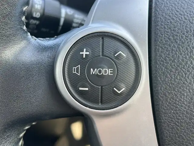 トヨタ アクア G 岡山県 2015(平27)年 8.7万km ブラックマイカ 登録時走行距離86617km/純正ナビ/フルセグTV(AM/FM/CD/DVD/Bluetooth)/バックカメラ/ビルトインETC/クルーズコントロール/横滑り防止装置/D/N席シートヒーター/プッシュスタート/スマートキー/純正フロアマット/電動格納ミラー