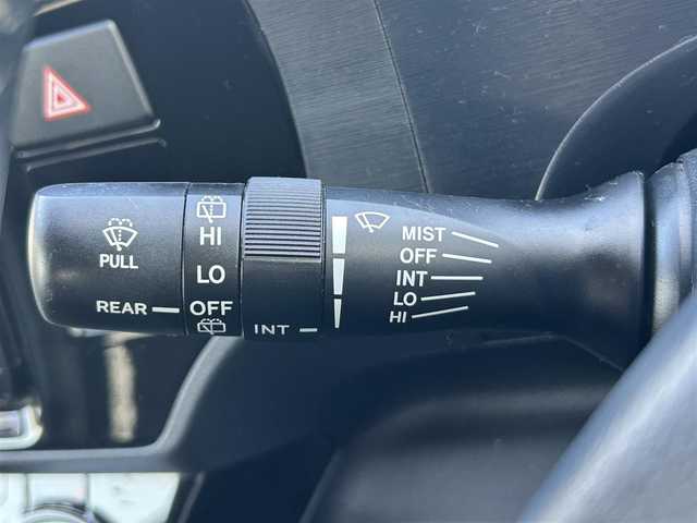 トヨタ アクア G 岡山県 2015(平27)年 8.7万km ブラックマイカ 登録時走行距離86617km/純正ナビ/フルセグTV(AM/FM/CD/DVD/Bluetooth)/バックカメラ/ビルトインETC/クルーズコントロール/横滑り防止装置/D/N席シートヒーター/プッシュスタート/スマートキー/純正フロアマット/電動格納ミラー