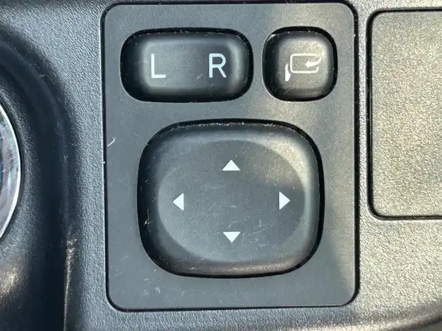 トヨタ アクア G 岡山県 2015(平27)年 8.7万km ブラックマイカ 登録時走行距離86617km/純正ナビ/フルセグTV(AM/FM/CD/DVD/Bluetooth)/バックカメラ/ビルトインETC/クルーズコントロール/横滑り防止装置/D/N席シートヒーター/プッシュスタート/スマートキー/純正フロアマット/電動格納ミラー