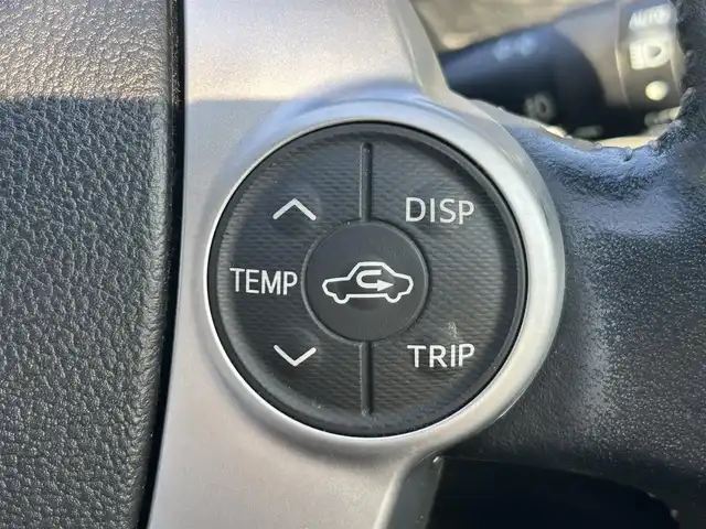 トヨタ アクア G 岡山県 2015(平27)年 8.7万km ブラックマイカ 登録時走行距離86617km/純正ナビ/フルセグTV(AM/FM/CD/DVD/Bluetooth)/バックカメラ/ビルトインETC/クルーズコントロール/横滑り防止装置/D/N席シートヒーター/プッシュスタート/スマートキー/純正フロアマット/電動格納ミラー