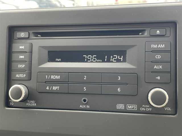 日産 デイズ S 東京都 2021(令3)年 1.1万km シルバー ＣＤ　/ＡＵＸ　/ラジオ　/ステアリングスイッチ　/衝突被害軽減ブレーキ　/アイドリングストップ　/アームレスト　/ベンチシート　/コーナーセンサー　/シートリフター　/保証書　/取扱説明書/整備手帳　/キーレス