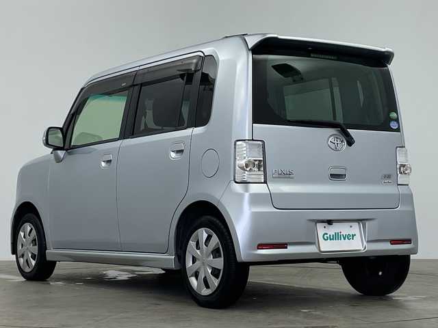 トヨタ ピクシススペース カスタム X 鹿児島県 2013(平25)年 7.8万km ブライトシルバーM 社外SDナビ/（AM/FM/CD/DVD/Bluetooth/フルセグ）/ETC/スマートキー/アイドリングストップ/電格ミラー/純正フロアマット/純正ドアバイザー/オートエアコン