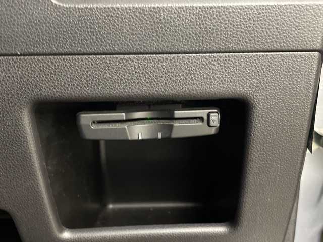 トヨタ ピクシススペース カスタム X 鹿児島県 2013(平25)年 7.8万km ブライトシルバーM 社外SDナビ/（AM/FM/CD/DVD/Bluetooth/フルセグ）/ETC/スマートキー/アイドリングストップ/電格ミラー/純正フロアマット/純正ドアバイザー/オートエアコン