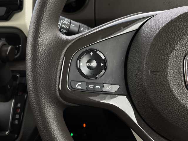 ホンダ Ｎ ＢＯＸ L 新潟県 2021(令3)年 2.7万km プラチナホワイトパール ワンオーナー/スマートキー/スペアキー1本/ホンダセンシング/純正8インチナビ　型式VXU-217NBi/CD/DVD/BT/フルセグ/ドライブレコーダー/片側パワースライドドア/シートヒーター　D席/N席/コーナーセンサー/スタッドレスタイヤ4本付き