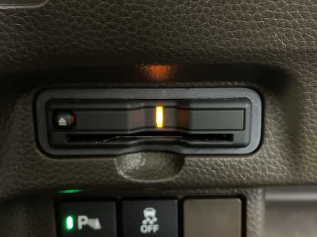 ホンダ Ｎ ＢＯＸ L 新潟県 2021(令3)年 2.7万km プラチナホワイトパール ワンオーナー/スマートキー/スペアキー1本/ホンダセンシング/純正8インチナビ　型式VXU-217NBi/CD/DVD/BT/フルセグ/ドライブレコーダー/片側パワースライドドア/シートヒーター　D席/N席/コーナーセンサー/スタッドレスタイヤ4本付き