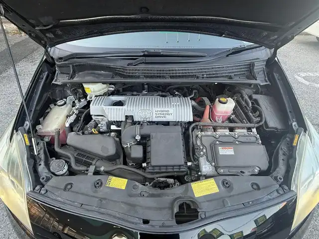 トヨタ プリウス S 千葉県 2013(平25)年 12万km ブラック ワンオーナー/純正SDナビ/純正バックモニター/Bluetooth接続/ETC/ステアリングスイッチ/プッシュスタート/スマートキー/純正フロアマット/純正ホイールキャップ/オートライト