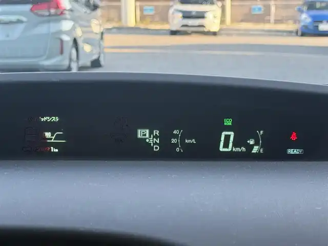 トヨタ プリウス S 千葉県 2013(平25)年 12万km ブラック ワンオーナー/純正SDナビ/純正バックモニター/Bluetooth接続/ETC/ステアリングスイッチ/プッシュスタート/スマートキー/純正フロアマット/純正ホイールキャップ/オートライト