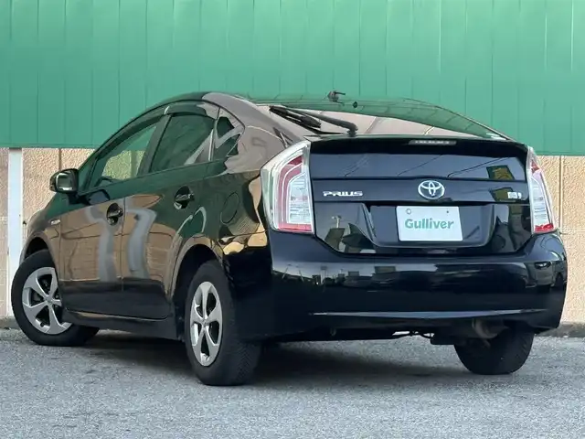 トヨタ プリウス S 千葉県 2013(平25)年 12万km ブラック ワンオーナー/純正SDナビ/純正バックモニター/Bluetooth接続/ETC/ステアリングスイッチ/プッシュスタート/スマートキー/純正フロアマット/純正ホイールキャップ/オートライト