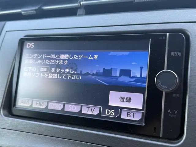 トヨタ プリウス S 千葉県 2013(平25)年 12万km ブラック ワンオーナー/純正SDナビ/純正バックモニター/Bluetooth接続/ETC/ステアリングスイッチ/プッシュスタート/スマートキー/純正フロアマット/純正ホイールキャップ/オートライト