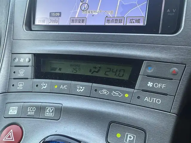 トヨタ プリウス S 千葉県 2013(平25)年 12万km ブラック ワンオーナー/純正SDナビ/純正バックモニター/Bluetooth接続/ETC/ステアリングスイッチ/プッシュスタート/スマートキー/純正フロアマット/純正ホイールキャップ/オートライト