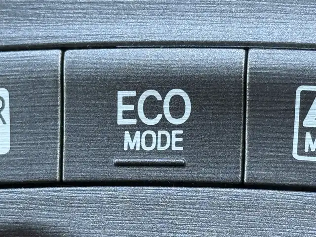 トヨタ プリウス S 千葉県 2013(平25)年 12万km ブラック ワンオーナー/純正SDナビ/純正バックモニター/Bluetooth接続/ETC/ステアリングスイッチ/プッシュスタート/スマートキー/純正フロアマット/純正ホイールキャップ/オートライト