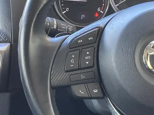 マツダ ＣＸ－５ XD プロアクティブ 静岡県 2015(平27)年 9.4万km クリスタルホワイトパールマイカ (株)IDOMが運営する【じしゃロン焼津店】の自社ローン対象車両になります。こちらは現金ご利用時の価格です。/自社ローンご希望の方は別途その旨お申付け下さい。/純正ＳＤナビ/（フルセグＴＶ/Ｂｌｕｅｔｏｏｔｈ接続/ＣＤ/ＤＶＤ/ミュージックサーバー）/衝突軽減ブレーキ/レーダークルーズコントロール/ブラインドスポットモニター/バックカメラ/サイドカメラ/ＥＴＣ