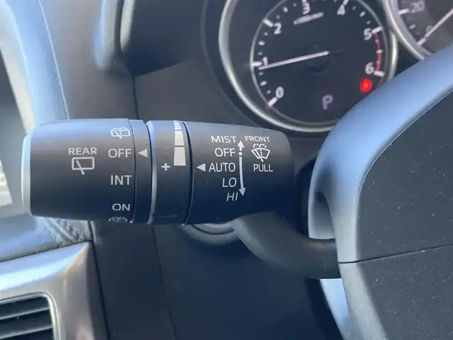 マツダ ＣＸ－５ XD プロアクティブ 静岡県 2015(平27)年 9.4万km クリスタルホワイトパールマイカ (株)IDOMが運営する【じしゃロン焼津店】の自社ローン対象車両になります。こちらは現金ご利用時の価格です。/自社ローンご希望の方は別途その旨お申付け下さい。/純正ＳＤナビ/（フルセグＴＶ/Ｂｌｕｅｔｏｏｔｈ接続/ＣＤ/ＤＶＤ/ミュージックサーバー）/衝突軽減ブレーキ/レーダークルーズコントロール/ブラインドスポットモニター/バックカメラ/サイドカメラ/ＥＴＣ