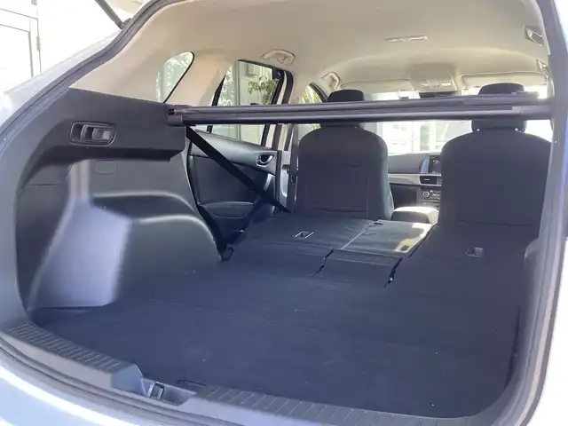 マツダ ＣＸ－５ XD プロアクティブ 静岡県 2015(平27)年 9.4万km クリスタルホワイトパールマイカ (株)IDOMが運営する【じしゃロン焼津店】の自社ローン対象車両になります。こちらは現金ご利用時の価格です。/自社ローンご希望の方は別途その旨お申付け下さい。/純正ＳＤナビ/（フルセグＴＶ/Ｂｌｕｅｔｏｏｔｈ接続/ＣＤ/ＤＶＤ/ミュージックサーバー）/衝突軽減ブレーキ/レーダークルーズコントロール/ブラインドスポットモニター/バックカメラ/サイドカメラ/ＥＴＣ