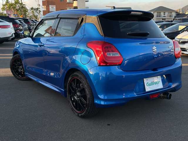 スズキ スイフト 山口県 2017(平29)年 4.5万km スピーディーブルーM 純正ナビ（フルセグTV、AM/FM、Bluetooth）/全方位カメ/ブリッジ車高調/社外マフラー/オートゲージ３連メーター/前後ミラー型ドラレコ/LEDオートライト/赤革シートカバー/運転席シートヒーター/純正１７インチアルミホイール/スペアキー２本/横滑り防止装置