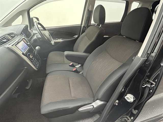 日産 デイズ ハイウェイスターX 愛媛県 2013(平25)年 9.4万km ブラック ・純正ナビ(MM113D-W)/(ラジオ/フルセグ/CD)/・アイドリングストップ/・バックカメラ/・純正14インチアルミホイール/・純正フロアマット/・ETC/・ドアバイザー/・保証書/・取扱説明書