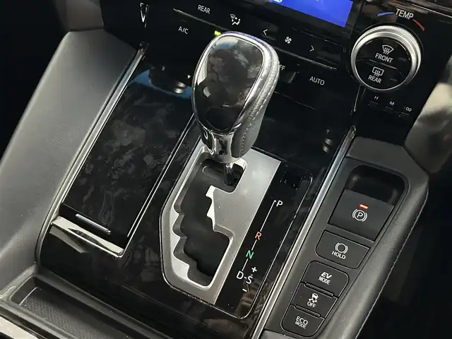 トヨタ ヴェルファイア ハイブリット Z ゴールデンアイズ 道央・札幌 2020(令2)年 6.8万km バーニングブラッククリスタルシャインガラスフレーク ・４WD/・モデリスタエアロ/・ディスプレイオーディオ/　ナビTVキット/CD/DVDデッキ/　BT/USB/Miracast/・バックカメラ/・前後ドライブレコーダー/・ビルトインETC/・トヨタセーフティセンス/・プリクラッシュセーフティ/・レーダークルーズコントロール/・レーンディパーチャーアラート/・クリアランスソナー/・オートハイビーム/・PKSB/・RSA/・両側パワースライドドア/・パワーバックドア/・ハーフレザーシート/・LEDヘッドライト/・フォグライト/・オートライト/・プッシュスタート/・スマートキー/・純正エンジンスターター/・純正フロアマット/・ドアバイザー