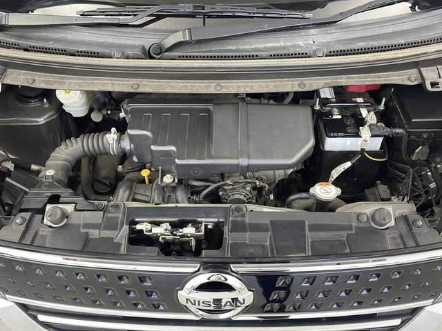 日産 デイズ ルークス HWS X Vセレクション 岐阜県 2018(平30)年 5.4万km チタニウムグレーメタリック 純正ナビ/　(AM/FM/CD/DVD/Bluetooth/AUX/フルセグTV)/全方位モニター/衝突軽減ブレーキ/両側パワースライドドア/オートハイビーム/コーナーセンサー/革巻きコンビステアリング/ドライブレコーダー/ETC/社外アルミホイール/純正フロアマット/スペアキーあり