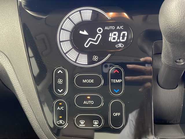 日産 デイズ ルークス HWS X Vセレクション 岐阜県 2018(平30)年 5.4万km チタニウムグレーメタリック 純正ナビ/　(AM/FM/CD/DVD/Bluetooth/AUX/フルセグTV)/全方位モニター/衝突軽減ブレーキ/両側パワースライドドア/オートハイビーム/コーナーセンサー/革巻きコンビステアリング/ドライブレコーダー/ETC/社外アルミホイール/純正フロアマット/スペアキーあり