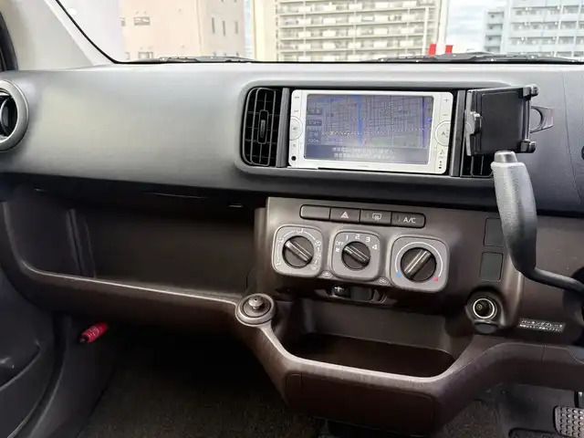 トヨタ パッソ X クツロギ 東京都 2012(平24)年 7.4万km パールホワイト1 純正メモリーナビ/（ASCP-W62　CD/BT/地デジTV)/バックカメラ/社外ドライブレコーダー/社外１３インチアルミ/ETC/ベンチシート/バイザー・マット/スペアキー１本/Wエアバック/ABS/保証書・取説