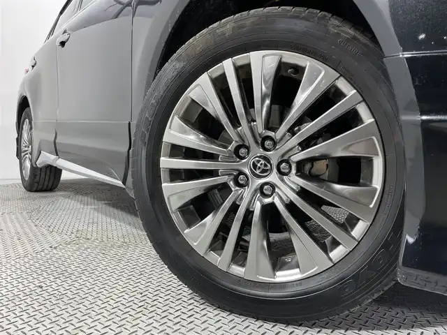 トヨタ ハリアー Z レザーパッケージ 大阪府 2021(令3)年 1.7万km プレシャスブラックパール サンルーフ　モデリスタエアロ　全方位カメラ　デジタルインナーミラー　純正ナビＴＶ　レーダークルコン　レザーシート　ＢＳＭ　シートヒーター　シートエアコン　ステアリングヒーター　ＨＵＤ　パワーシート