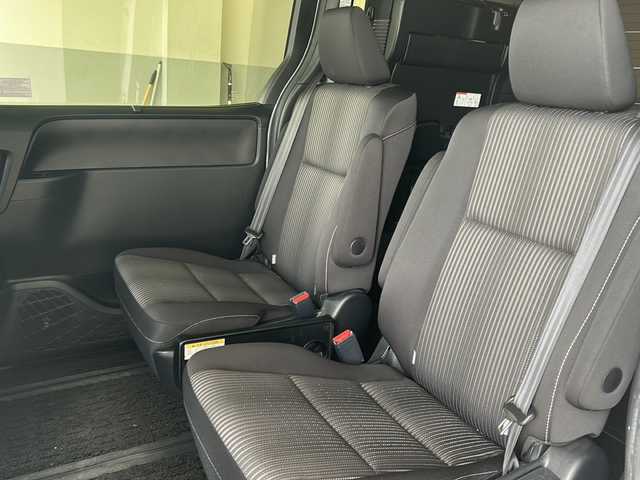 トヨタ ヴォクシー ハイブリッド ZS 煌 栃木県 2018(平30)年 8万km ホワイトパールクリスタルシャイン 純正ナビ/フルセグＴＶ/Ｂｌｕｅｔｏｏｔｈ/フリップダウンモニター/両側パワースライドドア/ＥＴＣ/クルーズコントロール/三列シート/ウォークスルー/シートヒーター/純正フロアマット/後席エアコン/USB入力端子/ABS/横滑り防止機能/レーンキープアシスト/盗難防止装置/衝突被害軽減システム/バックカメラ