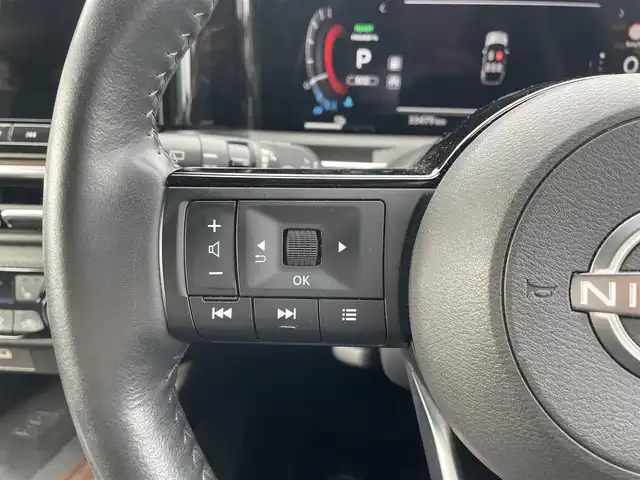 日産 オーラ G FOUR 島根県 2022(令4)年 3.4万km バーガンディー 登録時走行距離33479km/取扱説明書【車両/ナビ】/保証書/日産コネクト9インチナビ【Bluetooth/HDMI/アップルカープレイ/アンドロイドオート】/アラウンドビューモニター/プロパイロット/BOSEサウンドシステム/LEDヘッドライト/オートライト/前席シートヒーター/ステアリングヒーター/プッシュスタート/スマートキー(スペアスマート×1)/ハーフレザーシート/前後ドライブレコーダー/ビルトインETC/純正17インチAW