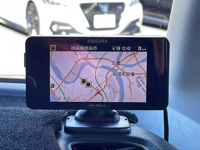 スズキ スペーシア HYBRID X 徳島県 2018(平30)年 8.3万km チアフルピンクメタリック/ホワイト2トーンルーフ 2トーン /ルーフレール/純正8インチSDナビ(CN-RZ846)/（Bluetooth/フルセグ/CD/DVD/iPod/USB）/全方位カメラ /両側パワースライドドア/運転席シートヒーター/デジタルインナーミラー /ASSURAレーダー探知機(AR-46LA)/LONZAペダルカバー/衝突軽減ブレーキ /後方コーナーセンサー /レーンキープアシスト/HUD /HIDヘッドライト /オートライト/ETC/前方ドライブレコーダー(HF-AHD-2309Y)/純正14AW/Wエアバッグ