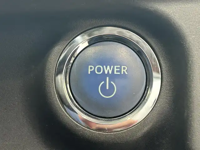 トヨタ アクア G ソフトレザーセレクション 沖縄県 2014(平26)年 6.5万km ブラックマイカ (株)IDOMが運営する【じしゃロンコザ店】の自社ローン専用車両になりますこちらは現金またはオートローンご利用時の価格です。自社ローンご希望の方は別途その旨お申付け下さい/純正ナビ　/フルセグＴＶ　/CD再生　/Ｂｌｕｅｔｏｏｔｈ接続　/ＥＴＣ　/バックカメラ　/純正フロアマット　/パワーステアリング　/アイドリングストップ　/オートライト　/プッシュスタート　/スマートキー