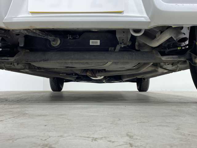 スズキ アルト L 福岡県 2016(平28)年 3.8万km シルキーシルバーメタリック アイドリングストップ/社外オーディオ/AUX接続/FM/AM/CD再生/シートヒーター/純正フロアマット/電動格納ミラー/オートライト/盗難防止装置/横滑り防止装置/純正ドアバイザー