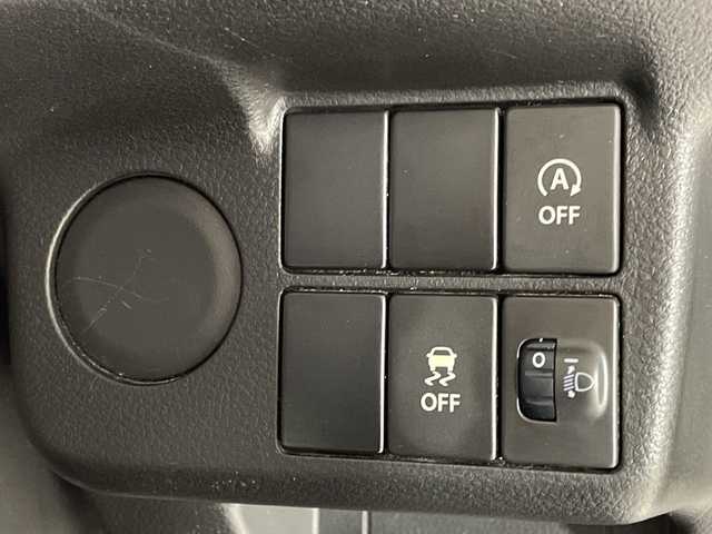 スズキ アルト L 福岡県 2016(平28)年 3.8万km シルキーシルバーメタリック アイドリングストップ/社外オーディオ/AUX接続/FM/AM/CD再生/シートヒーター/純正フロアマット/電動格納ミラー/オートライト/盗難防止装置/横滑り防止装置/純正ドアバイザー