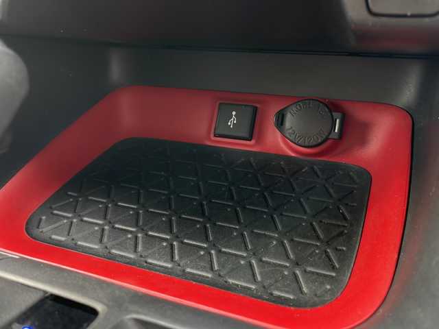 トヨタ ＲＡＶ４ アドベンチャー オフロードPKG 岩手県 2021(令3)年 7万km グレーメタリック 純正ディスプレイオ(ラジオ/USB/BT/Miracast)/寒冷地仕様/ビルトインETC/前後ドライブレコーダー/レザーシート(合皮)/プリクラッシュセーフティ/レーダークルーズコントロール/レーントレーシングアシスト/オートマチックハイビーム/ロードサインアシスト/TRDマットガード/ルーフレール/横滑り防止機能/LEDヘッドライト/フォグランプ/スマートキー/ステアリングスイッチ/電動格納ミラー/ウィンカーミラー/ドアバイザー