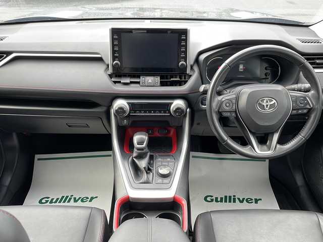 トヨタ ＲＡＶ４ アドベンチャー オフロードPKG 岩手県 2021(令3)年 7万km グレーメタリック 純正ディスプレイオ(ラジオ/USB/BT/Miracast)/寒冷地仕様/ビルトインETC/前後ドライブレコーダー/レザーシート(合皮)/プリクラッシュセーフティ/レーダークルーズコントロール/レーントレーシングアシスト/オートマチックハイビーム/ロードサインアシスト/TRDマットガード/ルーフレール/横滑り防止機能/LEDヘッドライト/フォグランプ/スマートキー/ステアリングスイッチ/電動格納ミラー/ウィンカーミラー/ドアバイザー