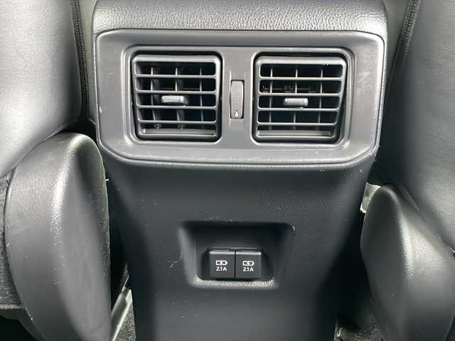 トヨタ ＲＡＶ４ アドベンチャー オフロードPKG 岩手県 2021(令3)年 7万km グレーメタリック 純正ディスプレイオ(ラジオ/USB/BT/Miracast)/寒冷地仕様/ビルトインETC/前後ドライブレコーダー/レザーシート(合皮)/プリクラッシュセーフティ/レーダークルーズコントロール/レーントレーシングアシスト/オートマチックハイビーム/ロードサインアシスト/TRDマットガード/ルーフレール/横滑り防止機能/LEDヘッドライト/フォグランプ/スマートキー/ステアリングスイッチ/電動格納ミラー/ウィンカーミラー/ドアバイザー