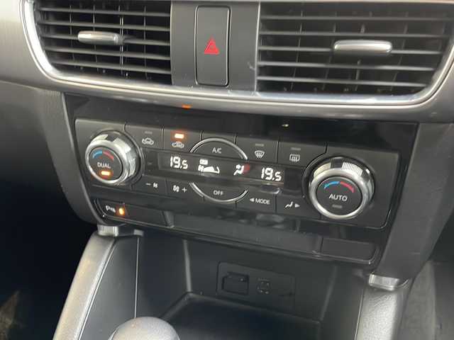 マツダ ＣＸ－５ XD プロアクティブ 愛知県 2016(平28)年 7.7万km ジェットブラックマイカ 衝突軽減システム/BOSEプレミアムサウンド/純正SDナビ/クルーズコントロール/ワンセグ/CD/DVD/Bluetooth/バックカメラ/コーナーセンサー/純正アルミホイール/ブラインドスポットモニター/LEDヘッドライト/オートマチックハイビーム/ドライブレコーダー/ETC/ステアリングスイッチ/スマートキー/プッシュスタート